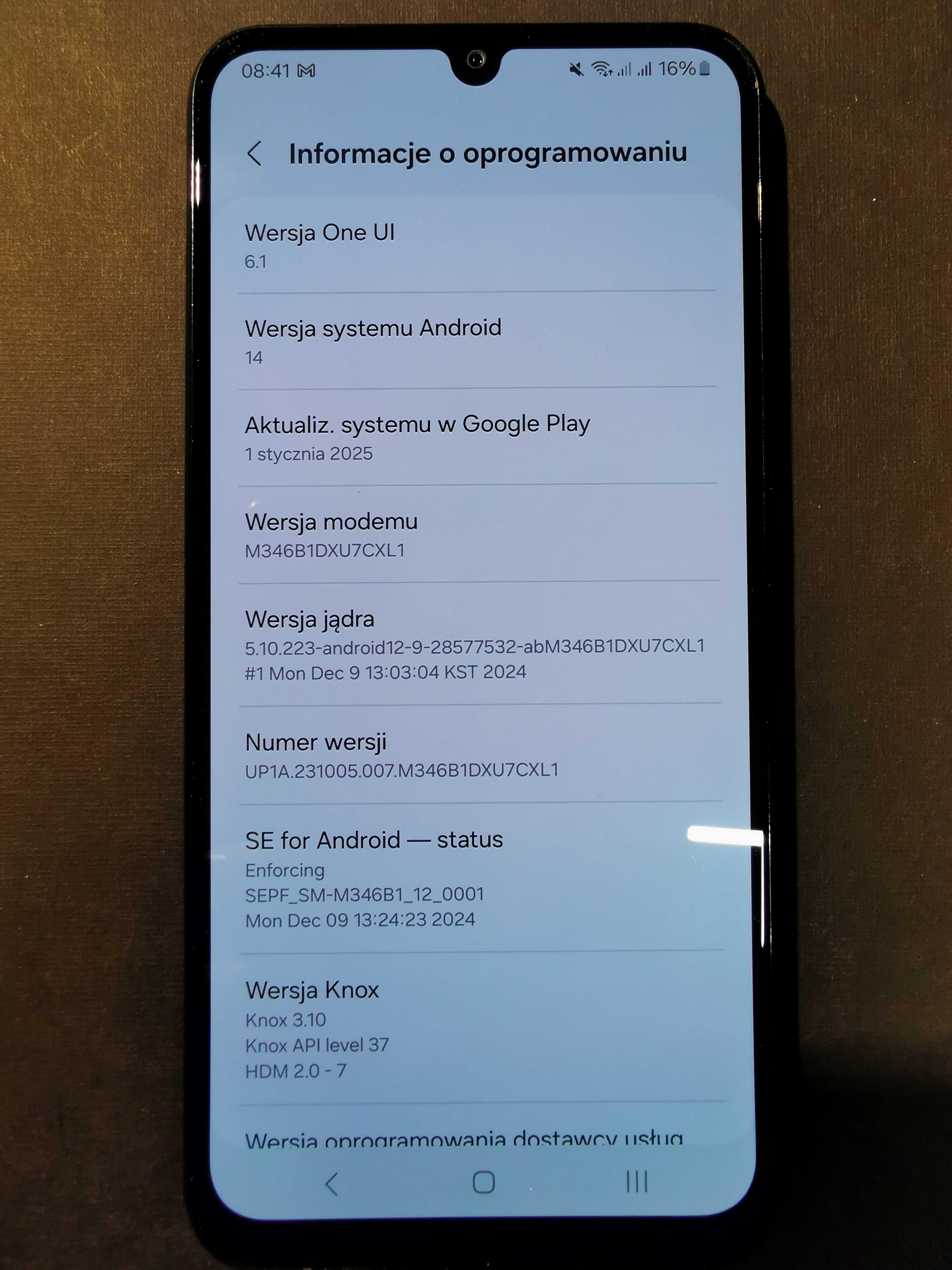 Smartfon Samsung M34 5G ciemny niebieski + case spigen oryginalny bdb