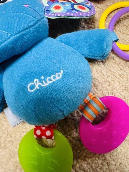 Игрушки chicco все за 1000