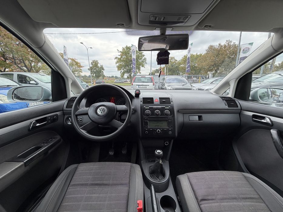 Volkswagen Touran 1.9 diesel • 2006 rok • klima • zamiana