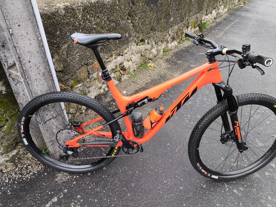 Bicicleta KTM scarp MT