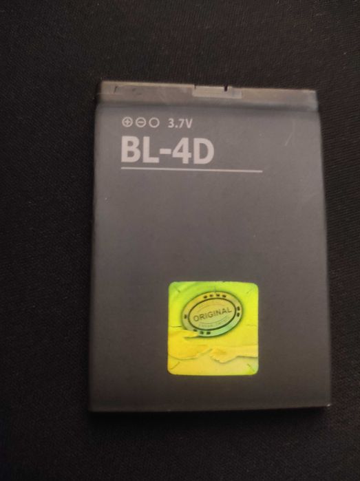 Телефони на 4 сим 2шт, Nokia 2135 cdma 1шт, акумулятор BL-4D 1шт