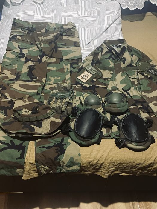 Zestaw umundurowania M81 Woodland