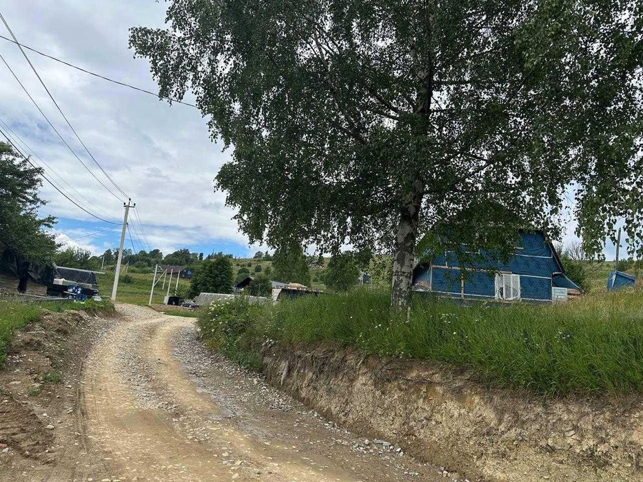 Яблуниця поряд Буковель. Ділянка з старим будинком біля Скогур, Дзен