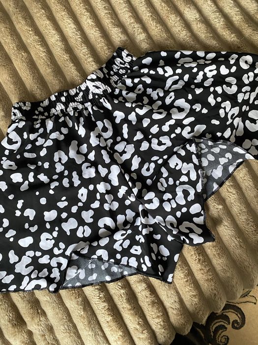 Новеньке боді + спідниця-шорти на літо.