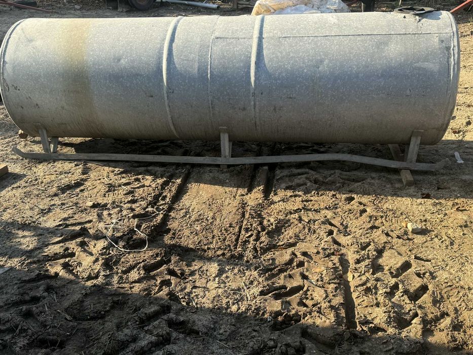 Beczka zbiornik na wodę 2000l bdb stan