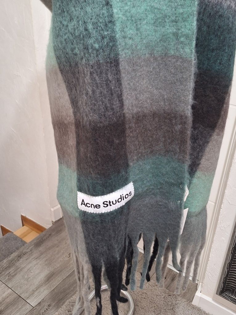 Acne studios szalik nowy