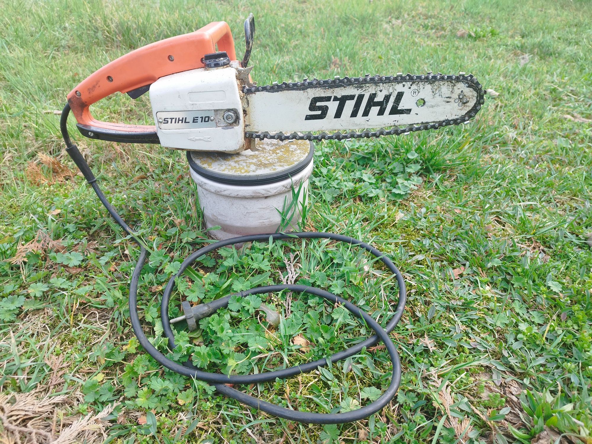 Pilarka piła elektryczna łańcuchowa Stihl E10