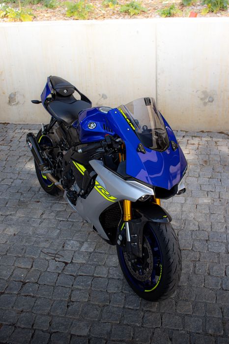 YAMAHA YZF-R1 nacional