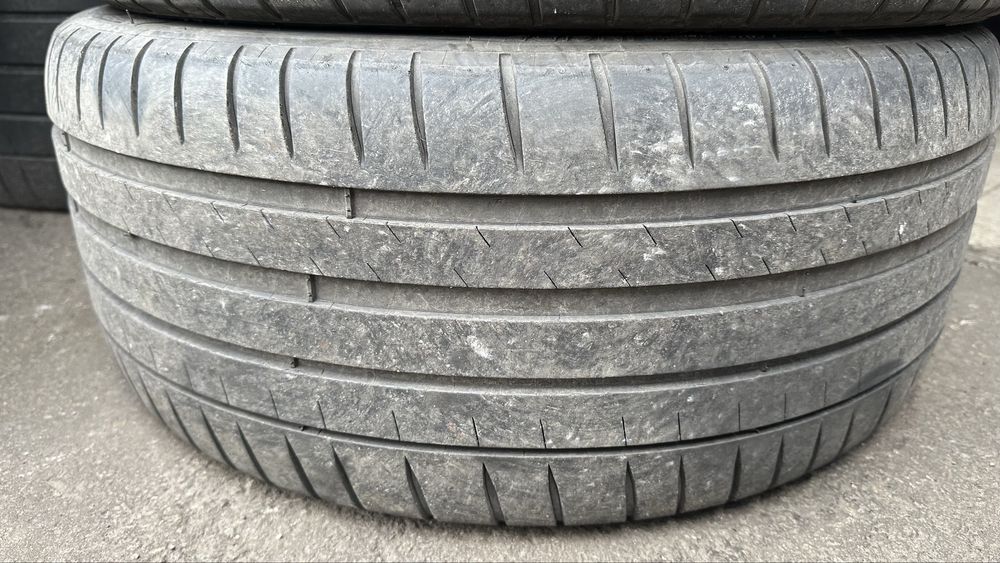 Продам резину Michelin pilot sport 4 245/40 18