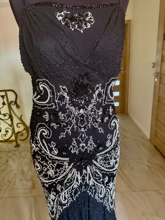 Piekna suknia wieczorowa