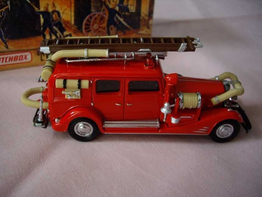 Matchbox Model Of Yesteryear Cadillac Fire Wagon