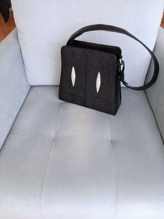 Sprzedam nieużywaną oryginalną damską torebkę Stingray