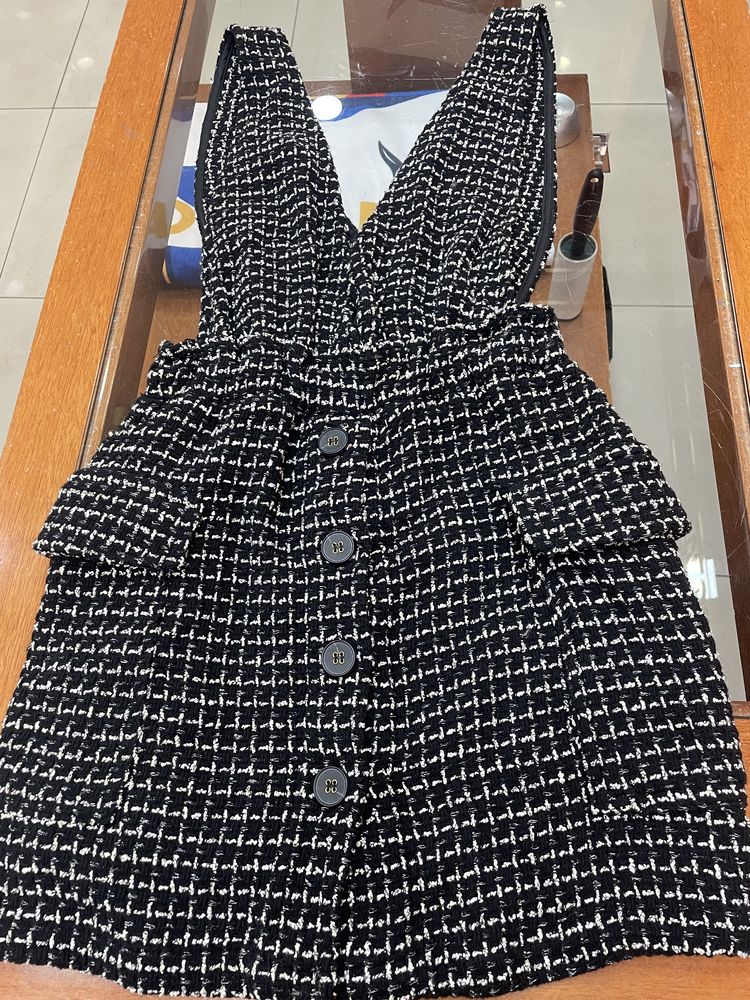 Твидовое платье Zara 36