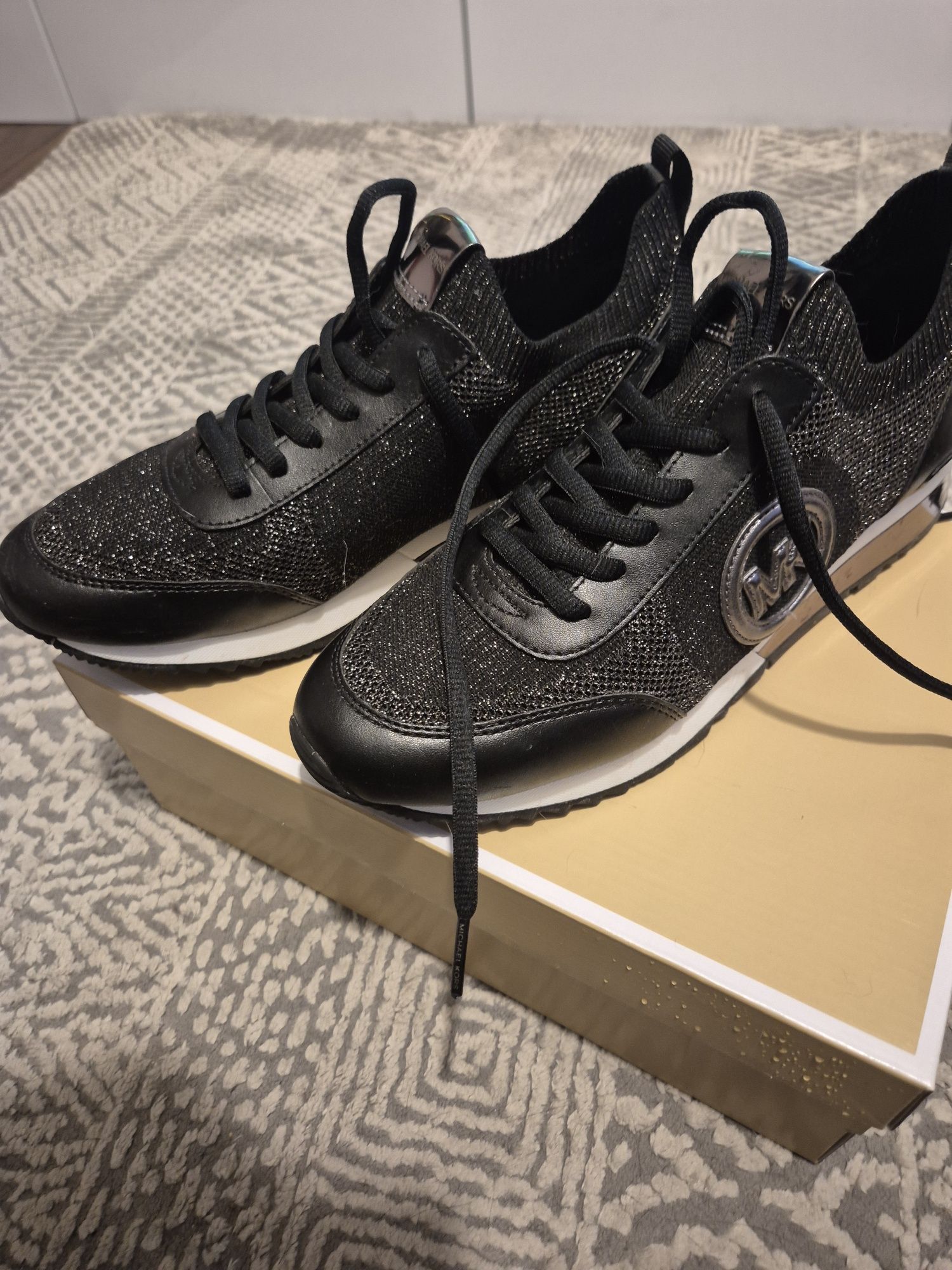 Damskie sneakersy Michael Kors roz 41