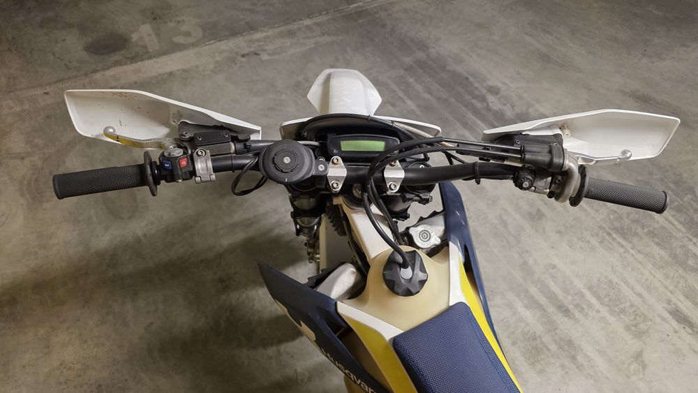 Husqvarna FE 501 matriculada