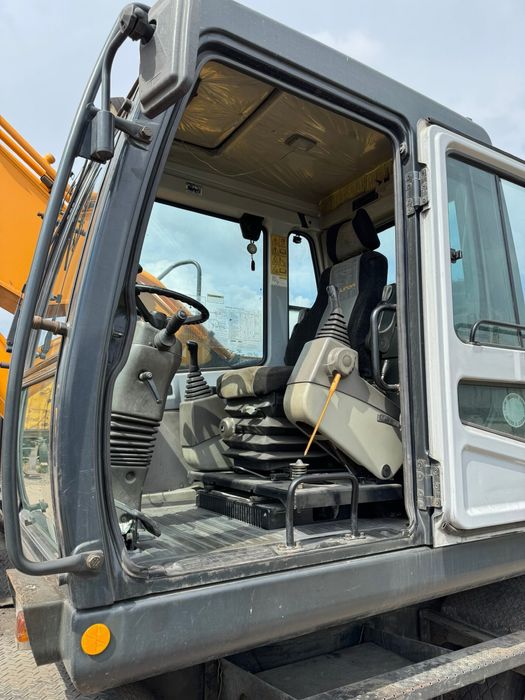 Экскаватор  Hyundai R 200-W7 2008