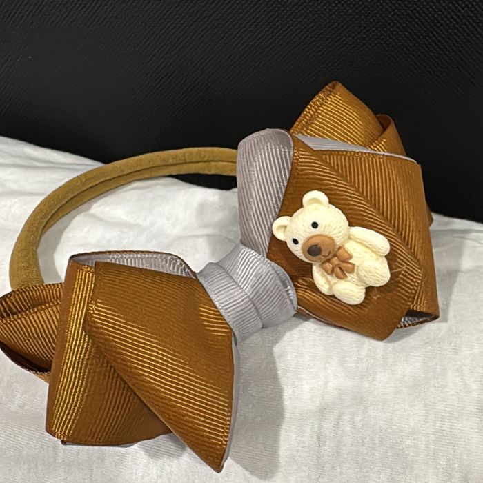 Bandoletes e lacos para criaca