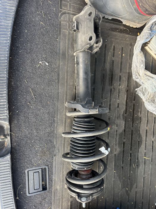 Amortyzator lewy przód Tucson IV