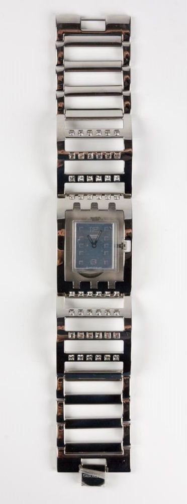 Swatch Vintage com brilhantes