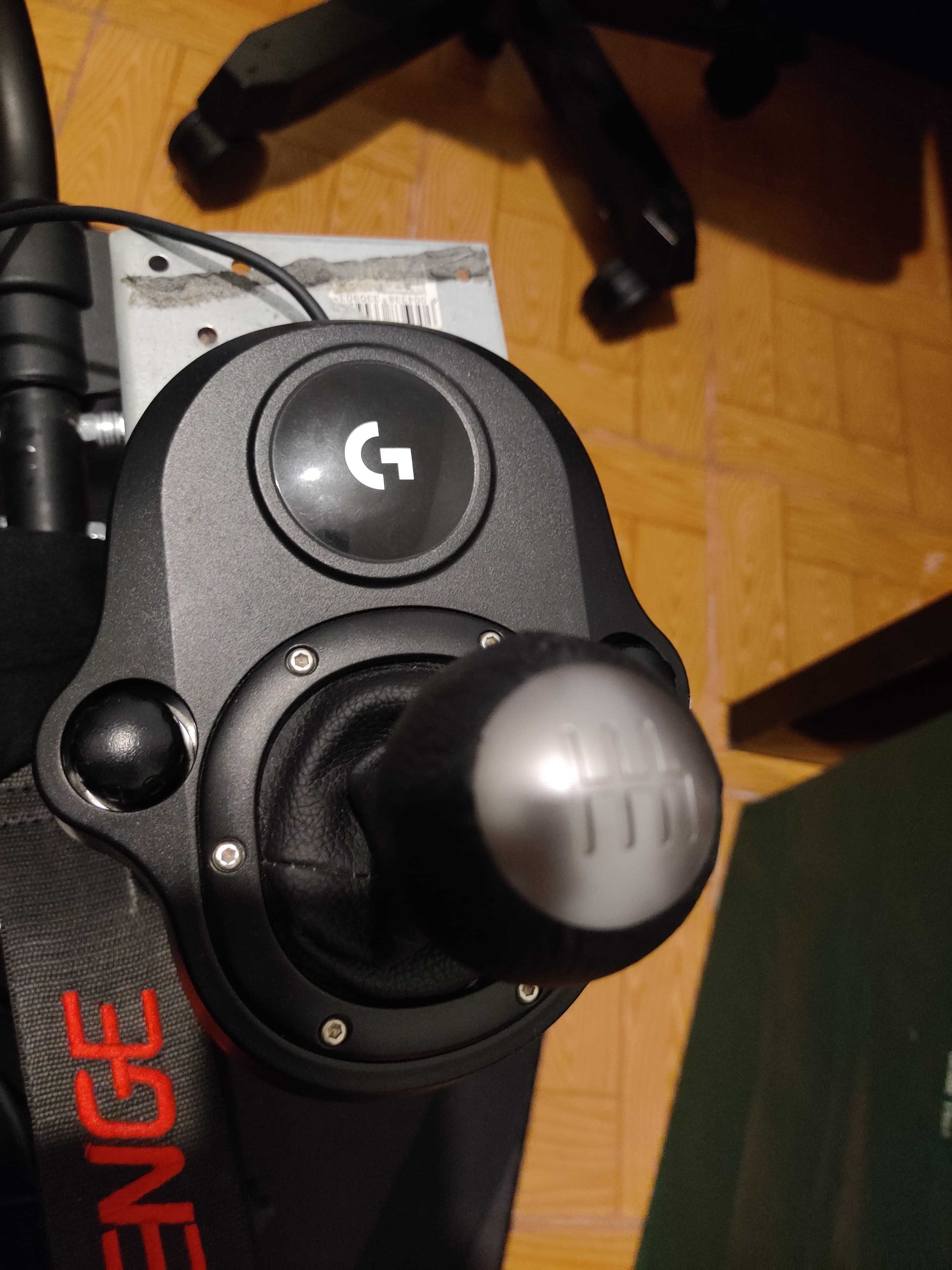 Logitech G923 + Shifter