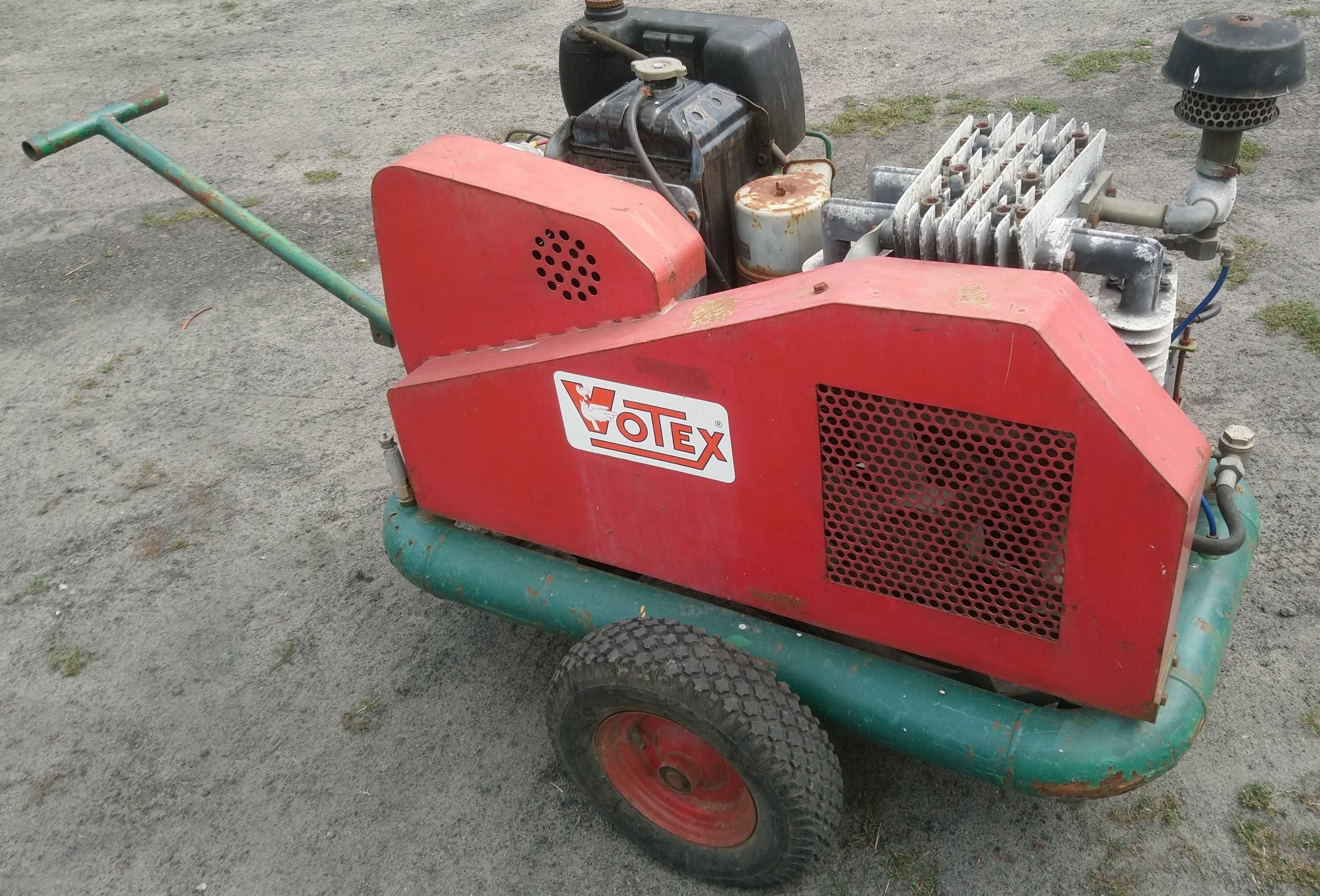 Kompresor sprężarka 1300l/min 15 bar diesel kubota mobilna