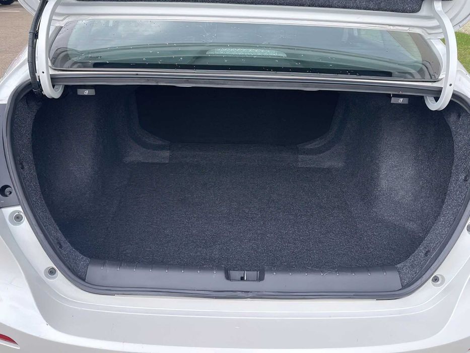 Honda Insight      2020