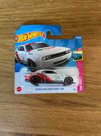 Hot Wheels Dodge Challenger Drift  Car