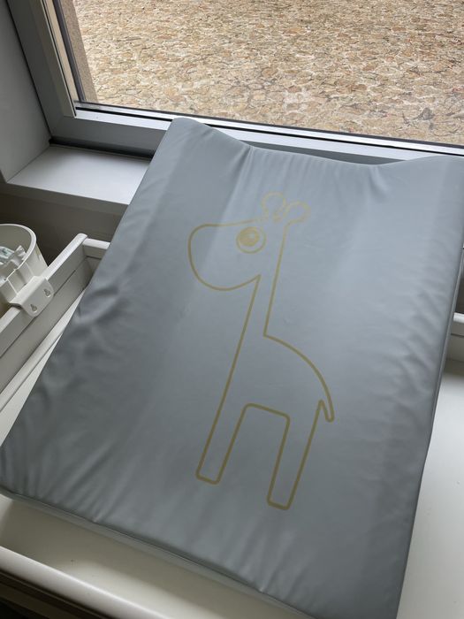 Trocadoro muda fraldas ikea + colchao muda fraldas done by deer eco