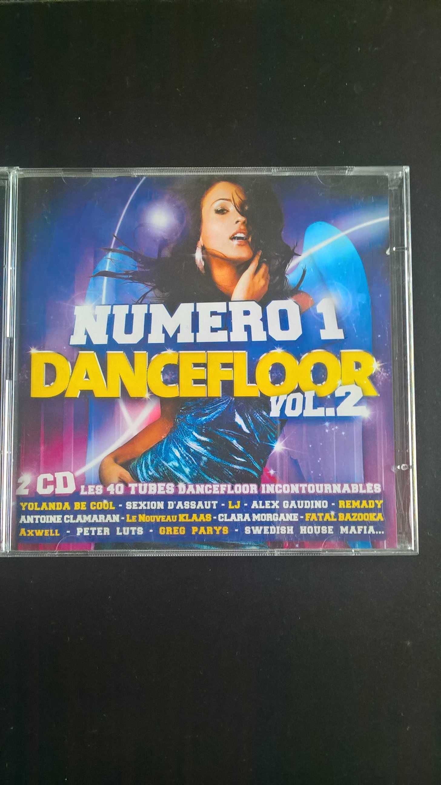 12 cds de musica                                 .