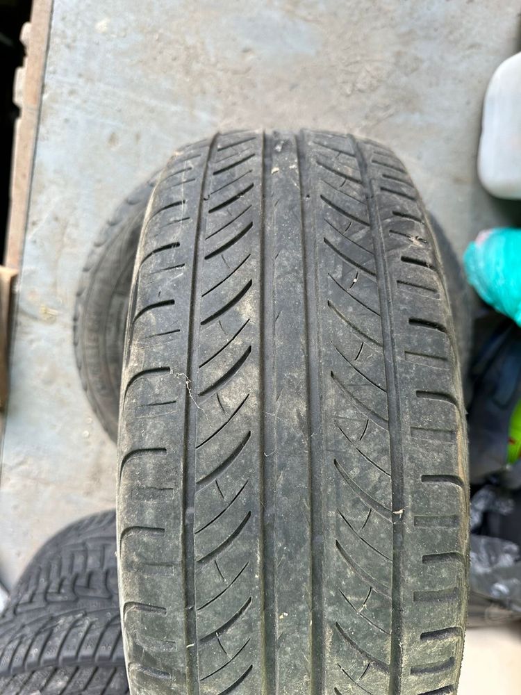 Продам Шини, резину Premiorri 195/60 R15