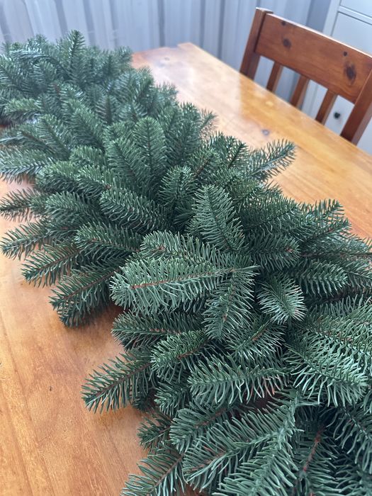 Sztuczna girlanda świąteczna.