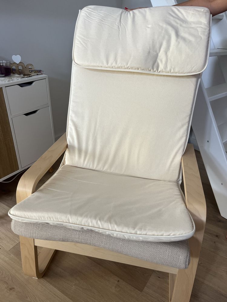 Poltrona com repousa pés