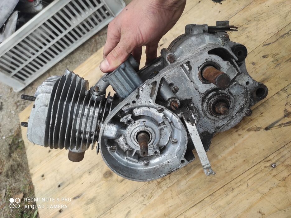Silnik berva moped węgierski komar PRL 15.333