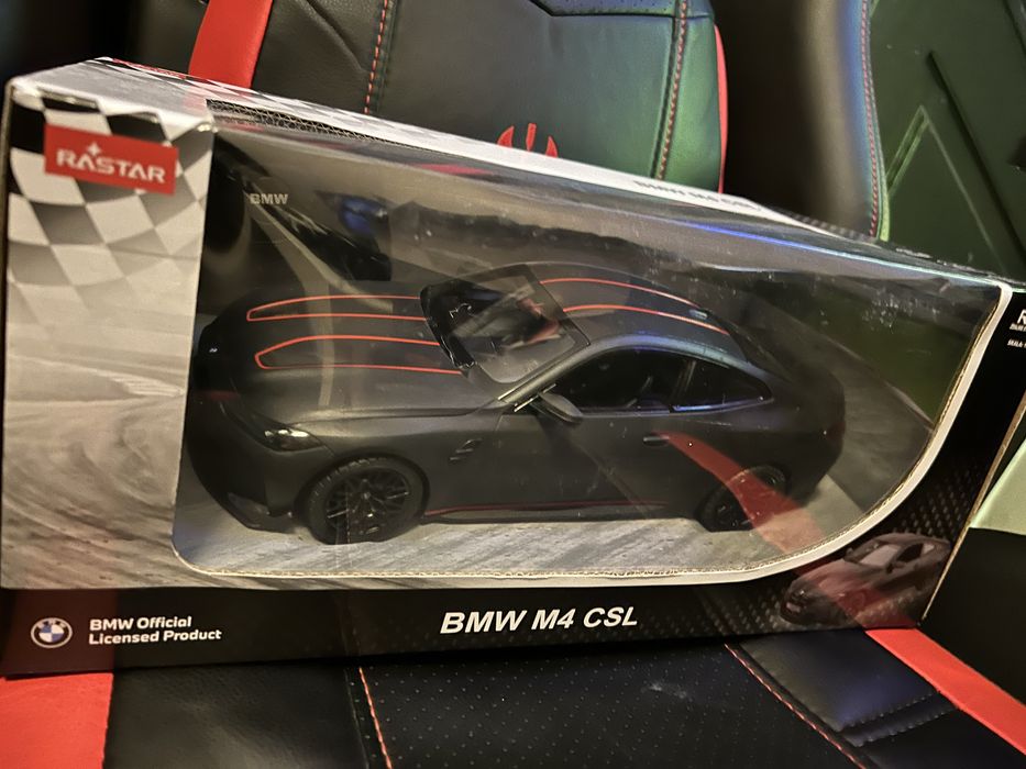 Samochód zdalnie sterowany BMW M4 CSL 1:16 R/C Rastar