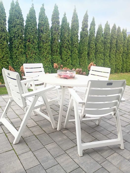 Krzesła ogrodowe wielofunkcyjne Kettler  + stół