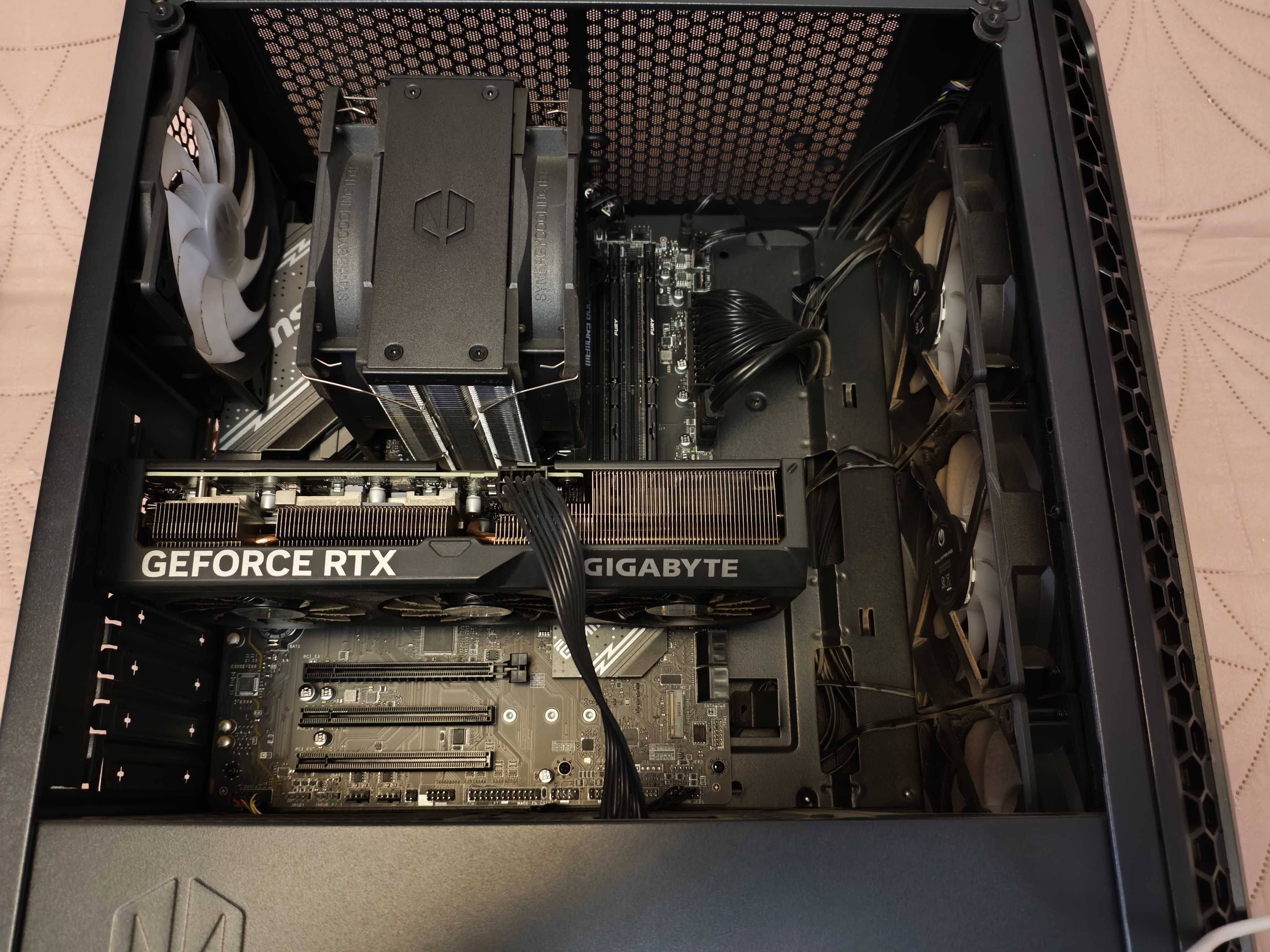 13600K 32GB DDR5 RTX 4070 2.5 TB M.2 + HD 850 Watt Gold Win 11 WiFi 6E