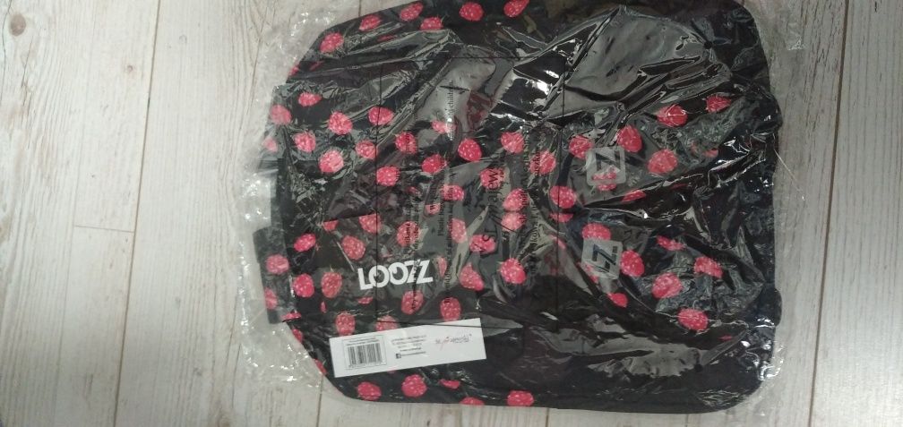Plecak nowy w malinki firmy Loozz
