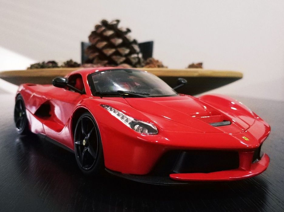 Ferrari La Ferrari - Burago 1/18