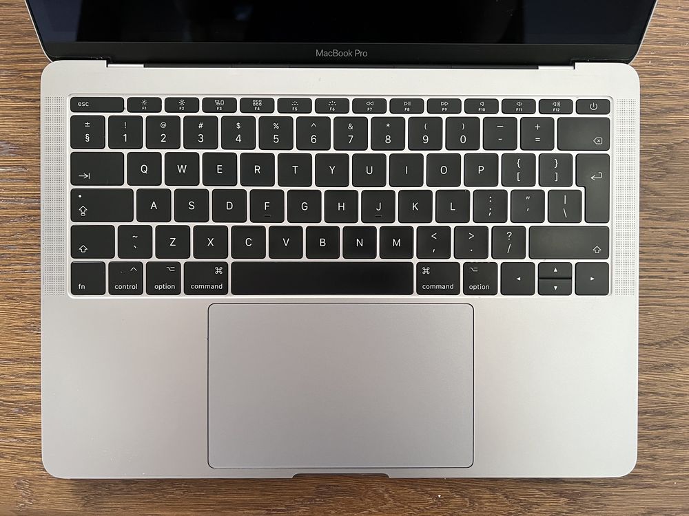 MacBook Pro 2016, 13cali, 8GB RAM, 256GB
