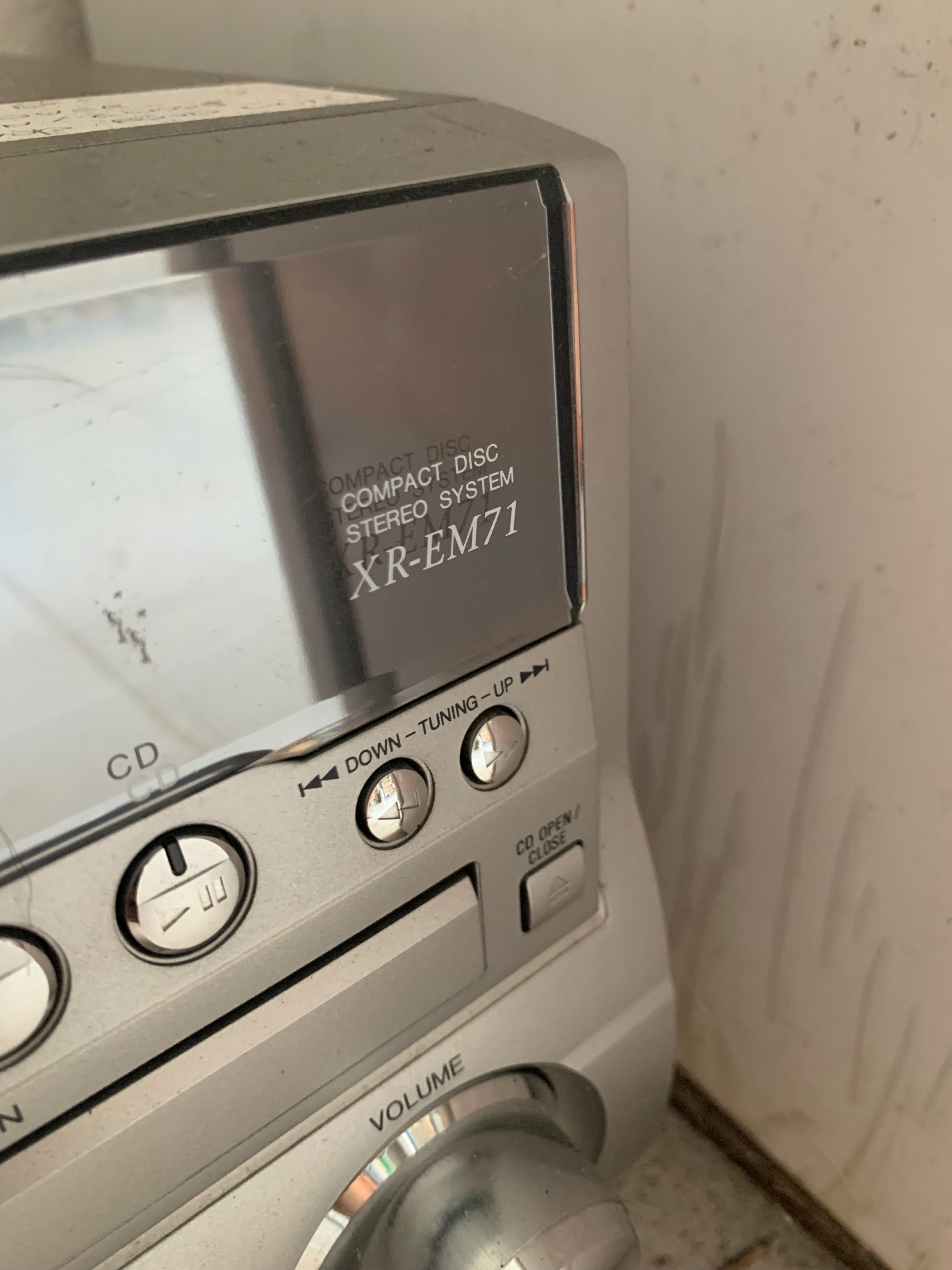 Aparelhagem Aiwa XR-EM71