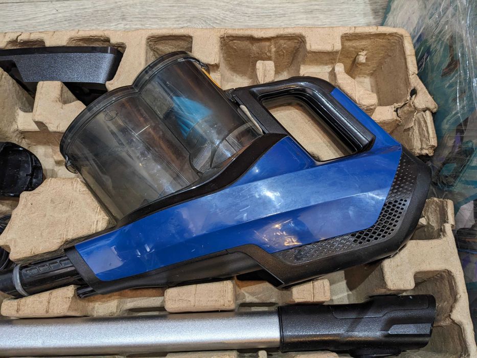 Миючий бездротовий пилосос PHILIPS SpeedPro Aqua FC6718