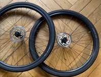 Koła Bontrager Paradigm, Tubeless Ready, 32 otwory, 21 mm szer