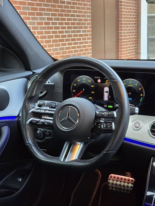 Mercedes-Benz E300de AMG 4-MATIC