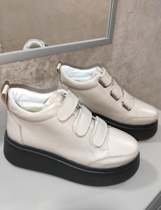 Ботинки женские, зимние, разные модели