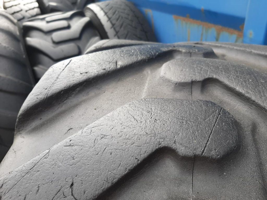 Opona używana 400/80-24 15.5/80-24 ; 400/70R24 MICHELIN 800zł W4340
