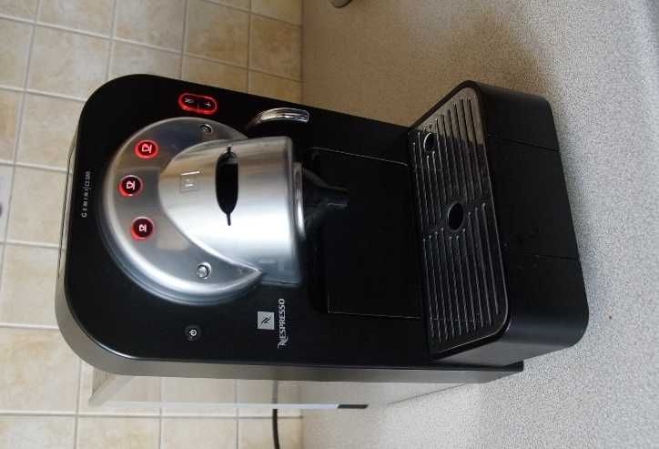 ekspres do kawy Nespresso Gemini CS100 PRO. kapsułki