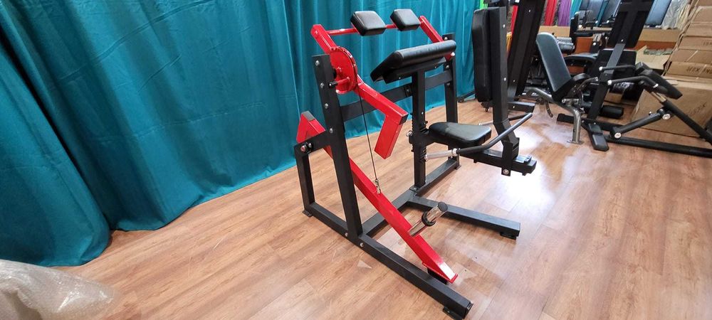 Hamery Maszyny na wolny ciężar plate load wyposażenie klubu