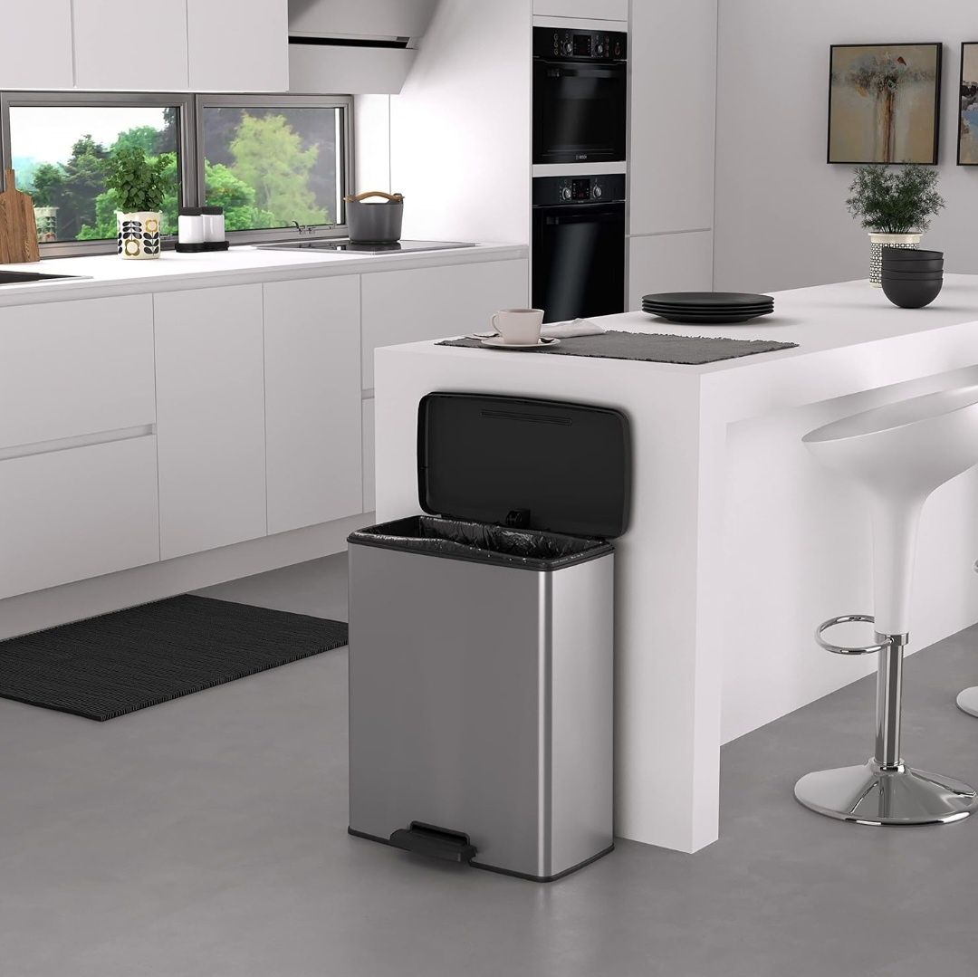 Kosz na śmieci Curver Deco Bin 65 litrów