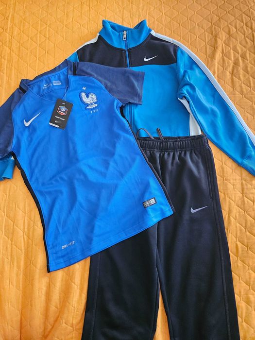 Bluza, spodnie dresowe i bluzka NIKE z USA, 10-12 lat,