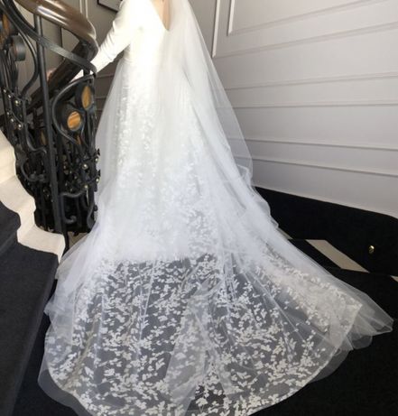 Продається весільна сукня
